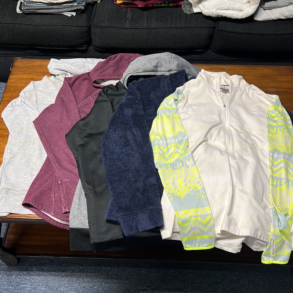 Women’s XL long sleeve sweaters lot